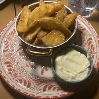 Flora Taverna - Taverna Za'atar - Mediterranean Near Me - Orlando, Florida