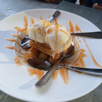 Gringos & Mariachis - Churros. - Tacos Near Me - Potomac, Maryland Gringos & Mariachis - Churros. - Tacos Near Me - Potomac, Maryland