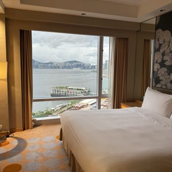 香港萬麗海景酒店 - Studio suite with harbor view - Hotels Near Me - Hong Kong, HK 香港萬麗海景酒店 - Studio suite with harbor view - Hotels Near Me - Hong Kong, HK