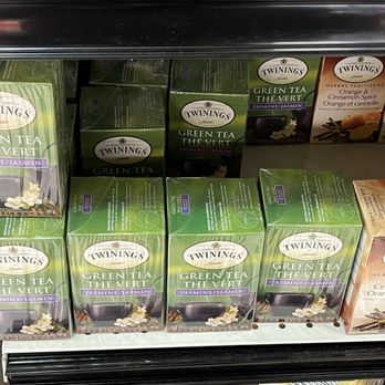 IGA Louise Ménard - Grocery Near Me - Montreal, Quebec