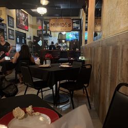 Mundi's Italian Restaurant