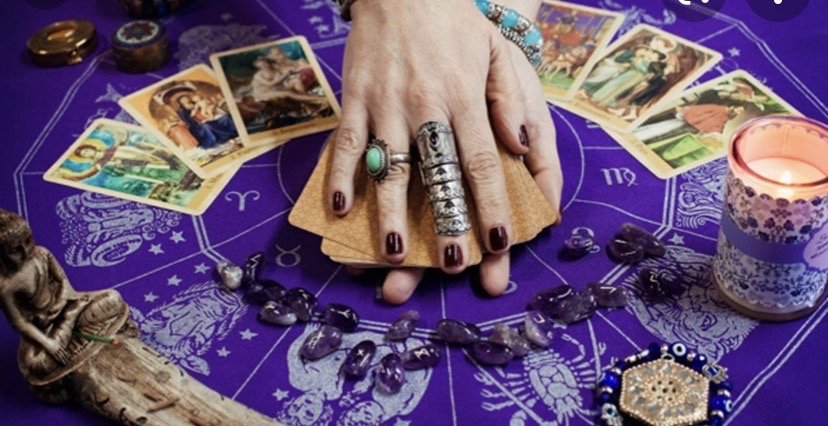 Rozalia Psychic Reader & Advisor
