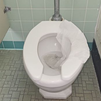 Fairmont Hospital - Nasty! - Hospitals Near Me - San Leandro, California