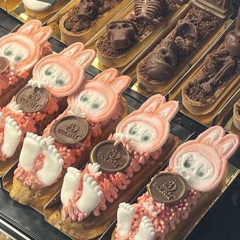 ID-Eclair - Bakeries Near Me - Pasadena, California