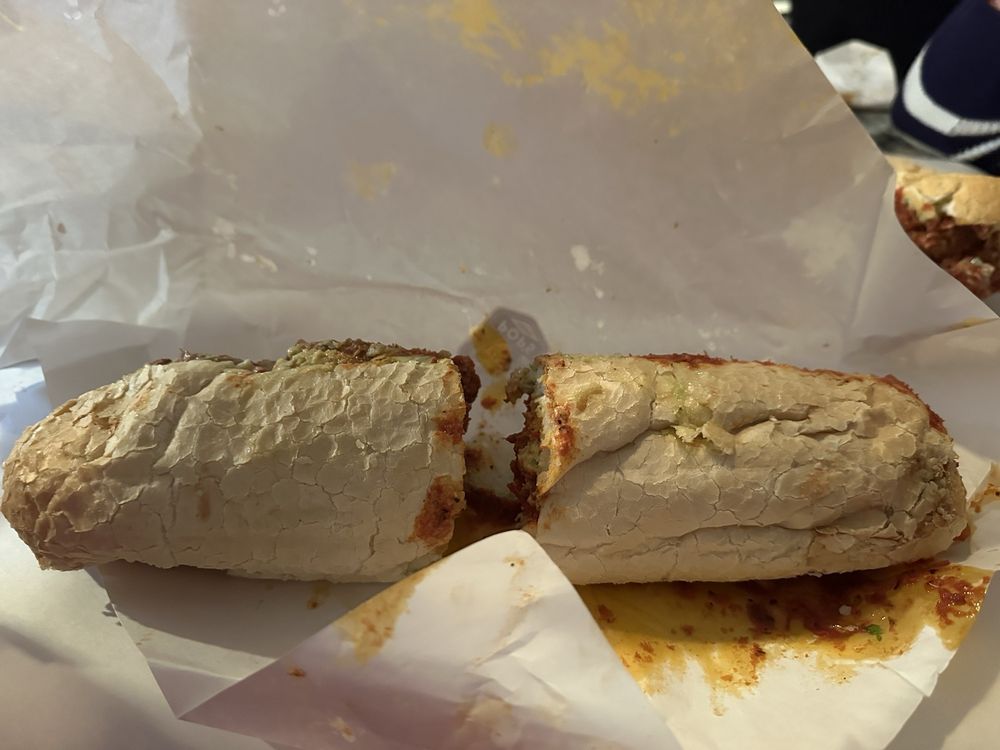 Food from Pop's Poboys