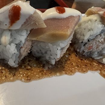 Sushi Kinoya - Albacore delight roll - Japanese Near Me - Moreno Valley, California