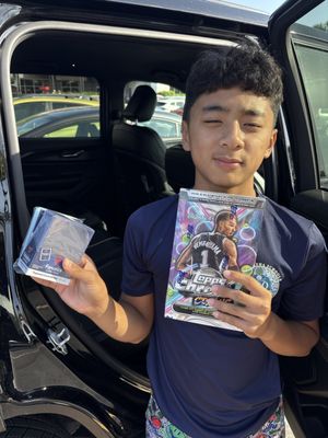 Honey Hole Collectibles by null