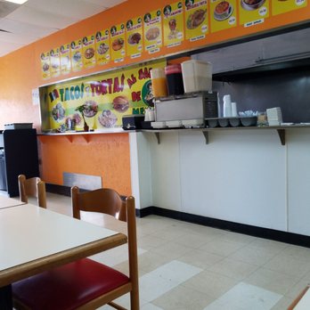 Tacos Y Tortas De Mexico - the inside of a restaurant - Mexican Near Me - Gainesville, Georgia Tacos Y Tortas De Mexico - the inside of a restaurant - Mexican Near Me - Gainesville, Georgia