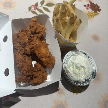 Hardee's - 5 pc tenders for $12.88 - Fast Food Near Me - Chilhowie, Virginia Hardee's - 5 pc tenders for $12.88 - Fast Food Near Me - Chilhowie, Virginia