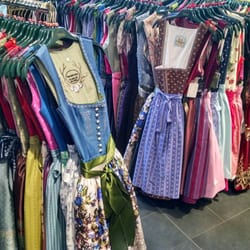 Inntaler Trachtenwelt - Traditional Bavarian clothing. Lederhosen.