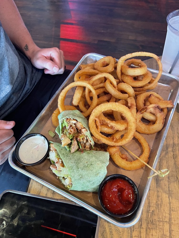 BARSTOOL NASHVILLE 19 Photos & 40 Reviews 123 2nd Ave S, Nashville