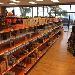 Spanky's Liquor, Beer & Wine - Gifts and bar needs