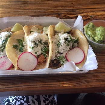 Tacoria - Chicken tacos and guacamole - Tex-Mex Near Me - New Brunswick, New Jersey Tacoria - Chicken tacos and guacamole - Tex-Mex Near Me - New Brunswick, New Jersey