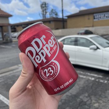 Calixtos Pizza - Dr. Pepper (TikTok: @justandyvu) - Pizza Near Me - Westminster, California