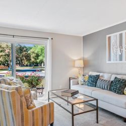 Oxford Manor Apartment Homes