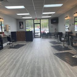 Expressions Salon