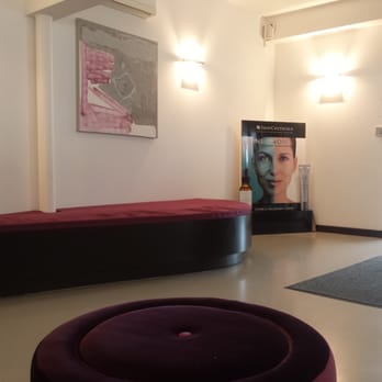 La Clinica - Entrée - Beauty & Spas Near Me - Bordeaux, 33 La Clinica - Entrée - Beauty & Spas Near Me - Bordeaux, 33
