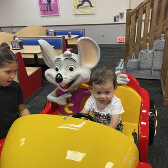 Chuck E. Cheese - Pizza Near Me - San Bernardino, California