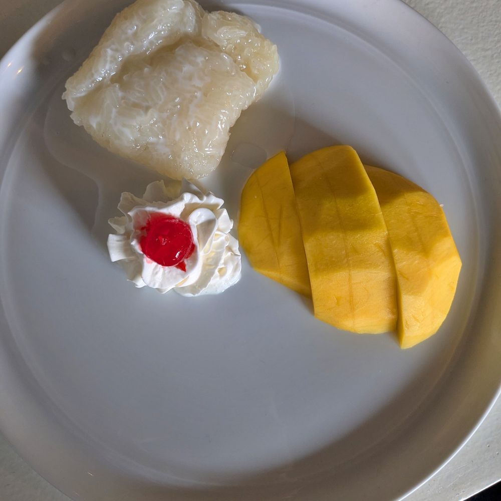 Silom 12 - SWEET STICKY RICE WITH MANGO / 9 - Thai Near Me - Chicago, Illinois Silom 12 - SWEET STICKY RICE WITH MANGO / 9 - Thai Near Me - Chicago, Illinois