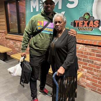Texas Roadhouse - Me and moms - Barbeque Near Me - Rialto, California