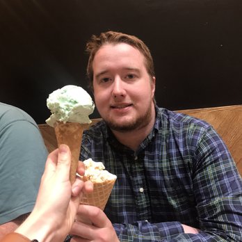 Annapolis Ice Cream - Mint Chocolate Chip and Maple walnut - Ice Cream & Frozen Yogurt Near Me - Annapolis, Maryland