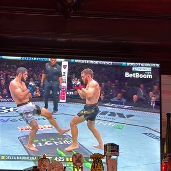 Pear Street Bistro - Ufc fight - New American Near Me - Pinole, California Pear Street Bistro - Ufc fight - New American Near Me - Pinole, California