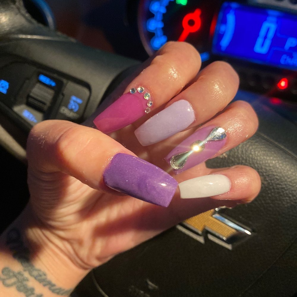 Bellagio Nails and Spa - Nail Salons Near Me - McKinney, Texas