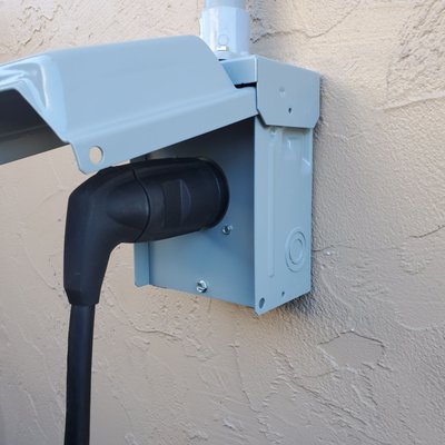 EV Charging Station Installations - Looking for an experienced electrician you can trust? * We are here to help at Zair Electric! *

Lots of people claim they can do home repairs and remodeling, but we focus on what matters most-- getting the job done right! Since we know everybody hates renovations that never finish on time, we promise to be timely with our services without sacrificing quality.

Transparency is one of our core values and our clients receive estimates before we start each job, with no hidden costs. Whether you're renovating a room or making an everyday home repair, choose us for professional, quality service.