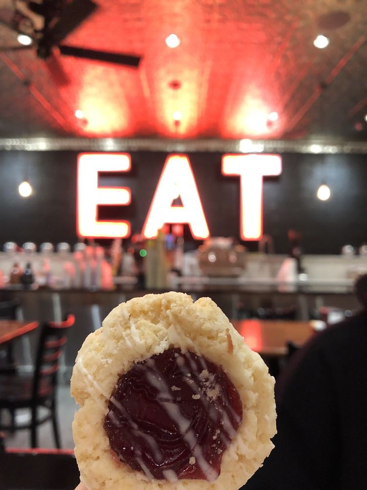 THE COOKIE JAR 18 Photos & 20 Reviews 181 New Dorp Ln, Staten