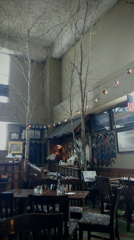 MUSIC FOREST CAFE Updated August 2024 151 E 7th St, Saint Paul