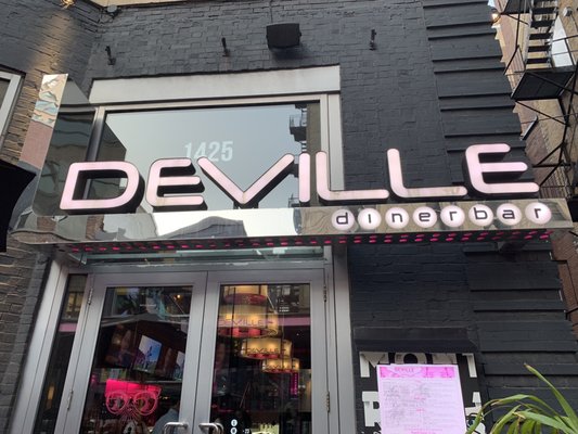 Deville Dinerbar by null
