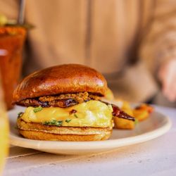 Iron Horse Tavern