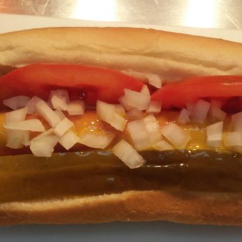 Hamburger Stand - Deluxe dog has the freshest vegies - Burgers Near Me - Yuma, Arizona