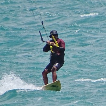 Kanaha Beach Park - Beaches Near Me
