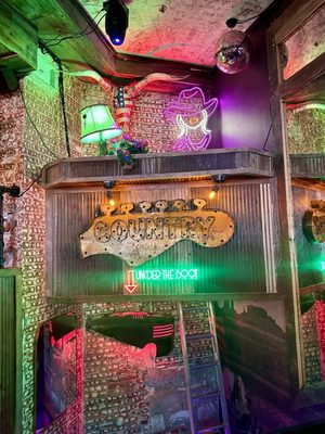 BOOTS & BONES by null