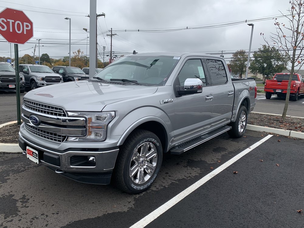 DCH FORD OF EATONTOWN Updated October 2024 10 Photos & 42 Reviews
