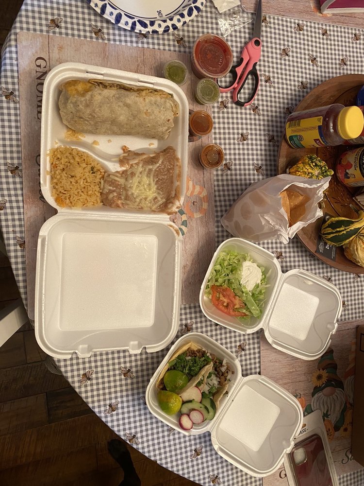 Gordos Street Tacos Logo