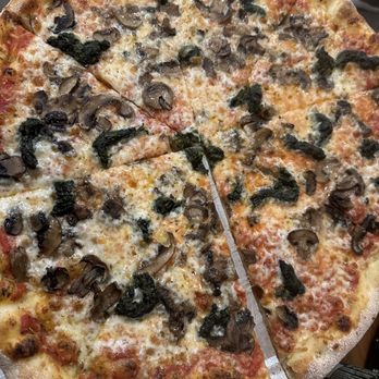 Iggy’s Pizza Shop - DOPADELICIOUS Mushrooms, Spinach, Roasty Garlic, Red Sauce - Pizza Near Me - Mount Pleasant, South Carolina Iggy’s Pizza Shop - DOPADELICIOUS Mushrooms, Spinach, Roasty Garlic, Red Sauce - Pizza Near Me - Mount Pleasant, South Carolina