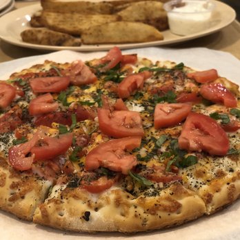 Straw Hat Pizza - Tomato Basil Pizza - Pizza Near Me - Cerritos, California Straw Hat Pizza - Tomato Basil Pizza - Pizza Near Me - Cerritos, California
