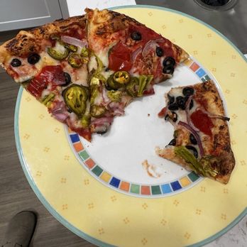 Rovente Pizzeria - Tigard - Vegan pizza DELICIOUS - Pizza Near Me - Tigard, Oregon Rovente Pizzeria - Tigard - Vegan pizza DELICIOUS - Pizza Near Me - Tigard, Oregon