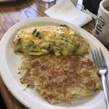 Tom's - Tubby Tommy omelette - Burgers Near Me - Lompoc, California