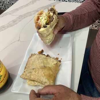 Tacos El Bigotes - Please no lettuce!!! - Tacos Near Me - Houston, Texas