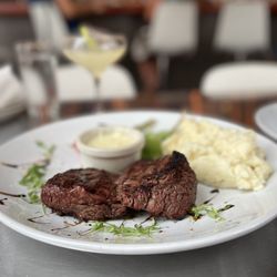 Renzo's - Saint Petersburg - Filet Mignon