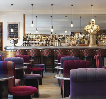 Oscar Bar & Restaurant by null