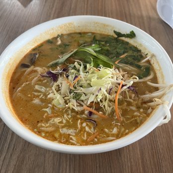 Spicy Joi - Curry Chicken noodle, with chicken & pork blood - Sandwiches Near Me - Concord, California Spicy Joi - Curry Chicken noodle, with chicken & pork blood - Sandwiches Near Me - Concord, California