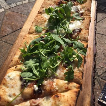 Bluemont Vineyard - Flat bread - Venues & Event Spaces Near Me - Bluemont, Virginia Bluemont Vineyard - Flat bread - Venues & Event Spaces Near Me - Bluemont, Virginia