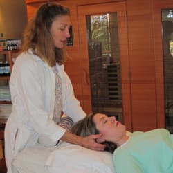 Transformational Health Services - Acupressure during Colonic Irrigation