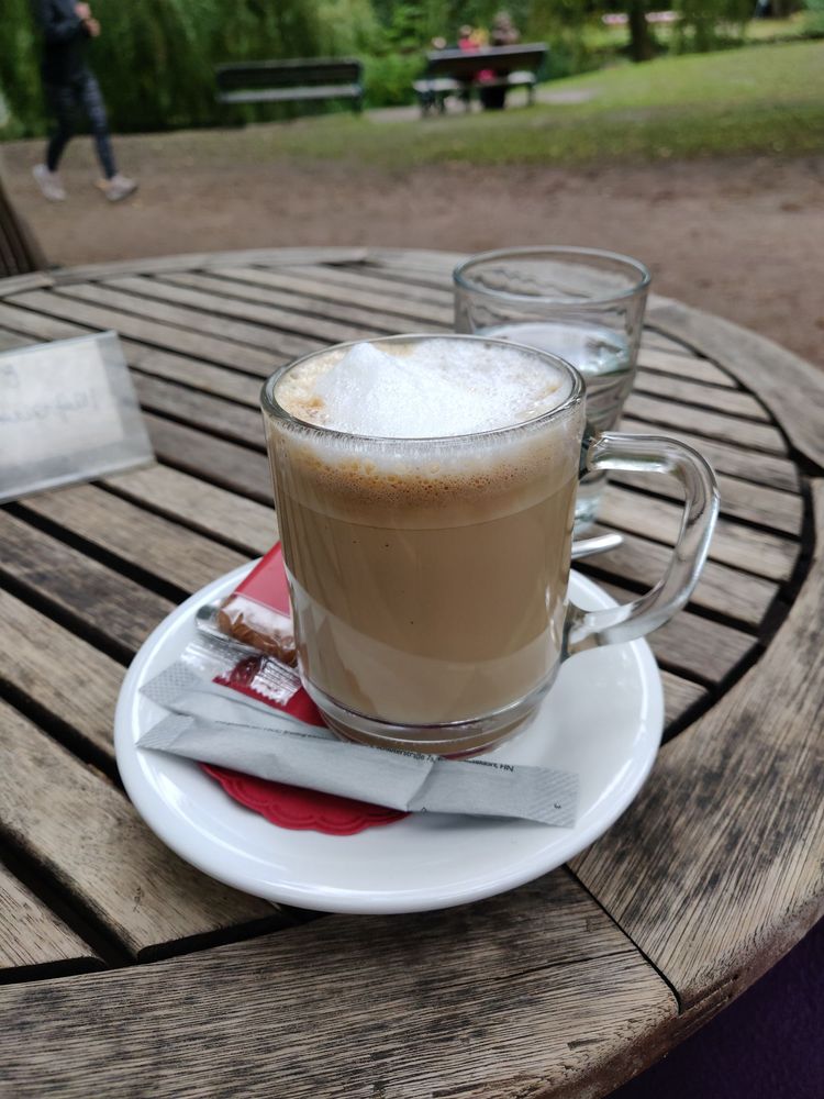 CAFE IM PARK - Updated May 2024 - 15 Photos & 31 Reviews - Im Gehölz ...