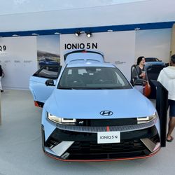 LA Korean Festival - Hyundai booth