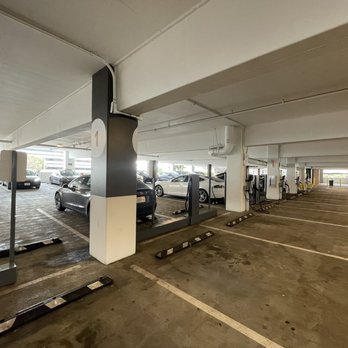 Tesla Supercharger - Manhattan Beach - EV Charging Stations Near Me - Manhattan Beach, California Tesla Supercharger - Manhattan Beach - EV Charging Stations Near Me - Manhattan Beach, California
